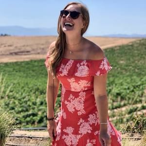 Meet your Posher, Kelly